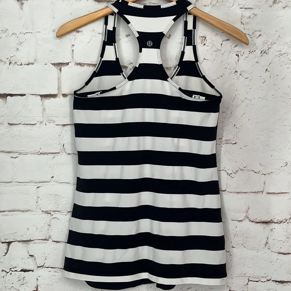 ✨BUNDLE OF 3✨ lululemon athletica “Cool Racerback” Tank, Size 8 - Picture 4 of 10